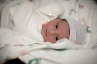 Baby Girl Hahn, 5-20-2010, 8:04 pm, 7,10 oz., 18.7"
